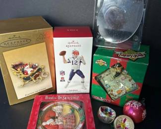 326 assortedchristmasornamentshallmarkmo