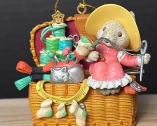 157 enesco1996sewingtailormouseornament
