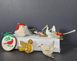 089 assortedbirdchristmasornamentsglass