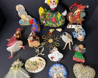 251 assortedvintageandhandcraftedchristm