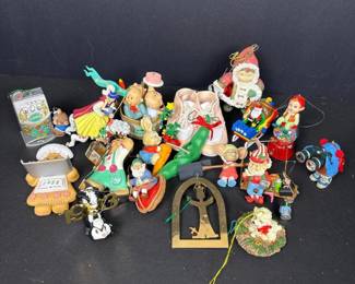 290 assortedchristmasornamentslegosleigh