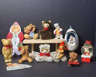 142 assortedbearandholidaychristmasorna