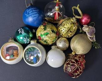 256 vintagechristmasornamentsmixedstyles