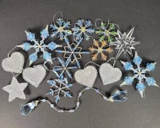 107 assortedglasssnowflakestarandheart