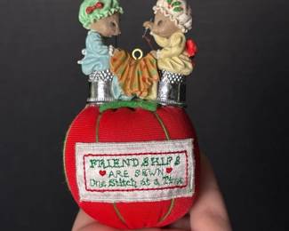 156 enesco1990youresewspecialpincushi