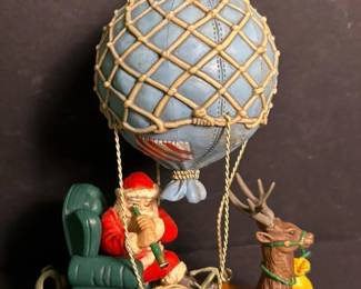 230 santaclaushotairballoonornamentwit