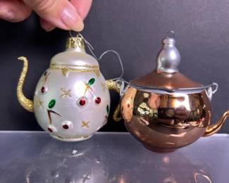 006 vintageglassteapotshapedchristmasor