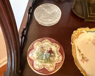 Antiques, Collectibles