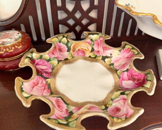 Antiques, Collectibles