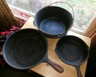 CAST IRON PANS