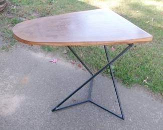 PLANK TABLE