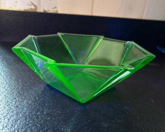112 fosteriaglassuraniumartdecobowl