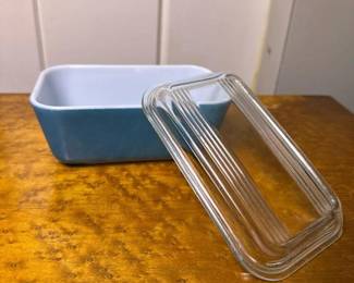 063 bluepyrexdishwithlid