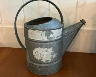 207 galvanizedmetalwateringcan
