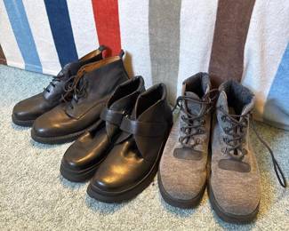 153 threepairsofankleboots