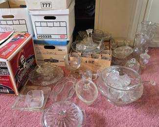 336 assortedpressedglasstablewareandste