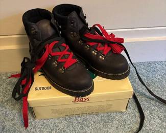 008 bassgraftonleatherhikingboots