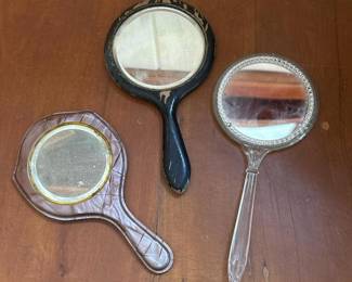 216 trioofvintagehandmirrors
