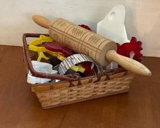220 assortedcookiecuttersembossedrolling