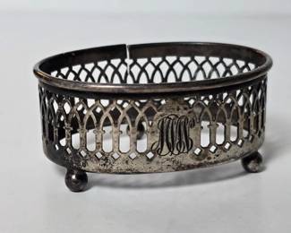 016 sterlingsilverpiercedfootedopensalt