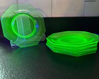 110 setofsixgreenuraniumglassoctagonal