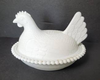 006 indianglassmilkglasshenonnest