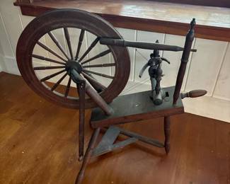 188 vintagewoodenspinningwheel