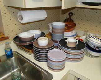 Block Dish Set