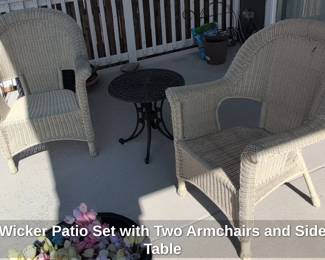 Wicker Patio Set with Two Armchairs and Side Table