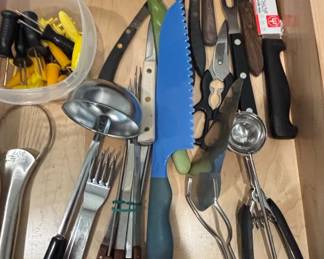 Assorted Kitchen Utensil and Flatware Collection third image