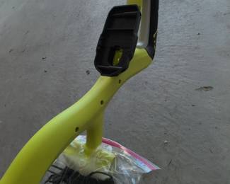 Ryobi V Cordless String Trimmer third image