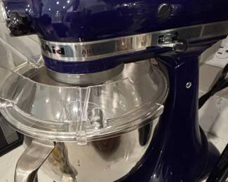 KitchenAid Artisan Series Stand Mixer second image