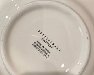 Mixed Assortment of Vintage Dinnerware Franciscan, Pottery Barn, and Holiday Patterns third image