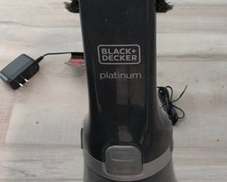 Black Decker Platinum BDHLP Cordless Handheld Vacuum second image