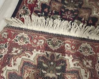 Traditional PersianStyle MachineWoven Accent Rug second image