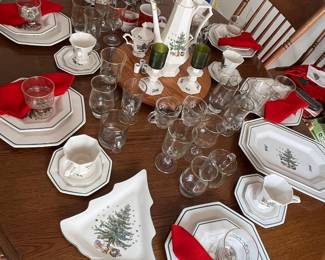 Oak table, 6 chairs