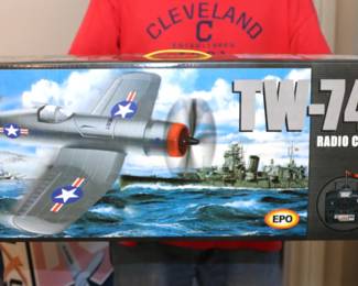 Vought F4U Corsair Radio Controlled Warbird TW-748-1