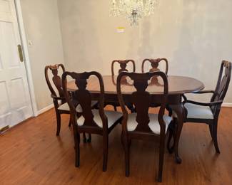 Dining Table with Six Chairs  Two Leaves