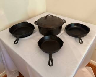  06 Lodge  ErieMarked Cast Iron Cookware, 5 PC