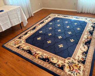 Royal Palace Wool Rug, 7  9 Ft, Sapphire Fleur de Lis
