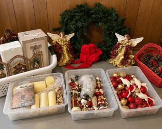 Christmas Holiday Decor Collection