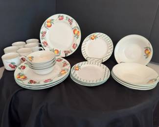 CTI Garden Trellis Fruit Dinnerware