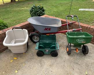 ACE Wheelbarrow  Scotts SpeedyGreen 3000 with 2 Garden Carts