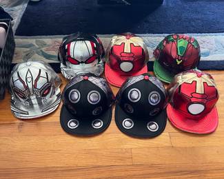 Snapback hats