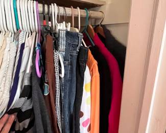 Women’s pants and tops