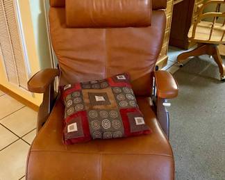 Relax The Back chair 
