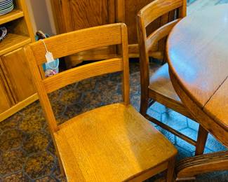 Vintage round oak pedestal table with three chairs 