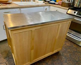 Island prep table with storage on wheels 
