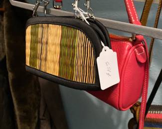 lots of great purses 