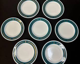 Set of 7 Vintage Pyrex Turquoise Laurel Leaf Plates